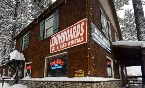 Rip N Willies Ski & Snowboard business photo